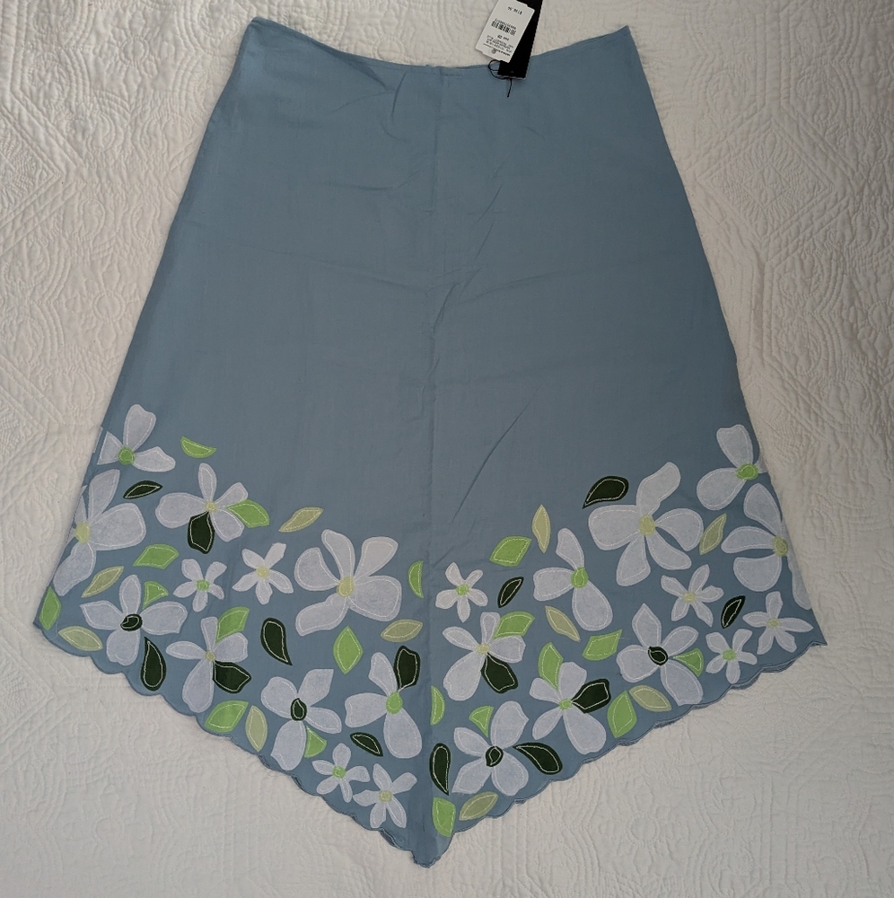Isda & Co Elegant Floral Midi Skirt in Blue